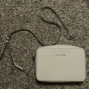 Micheal Kors Crossbody